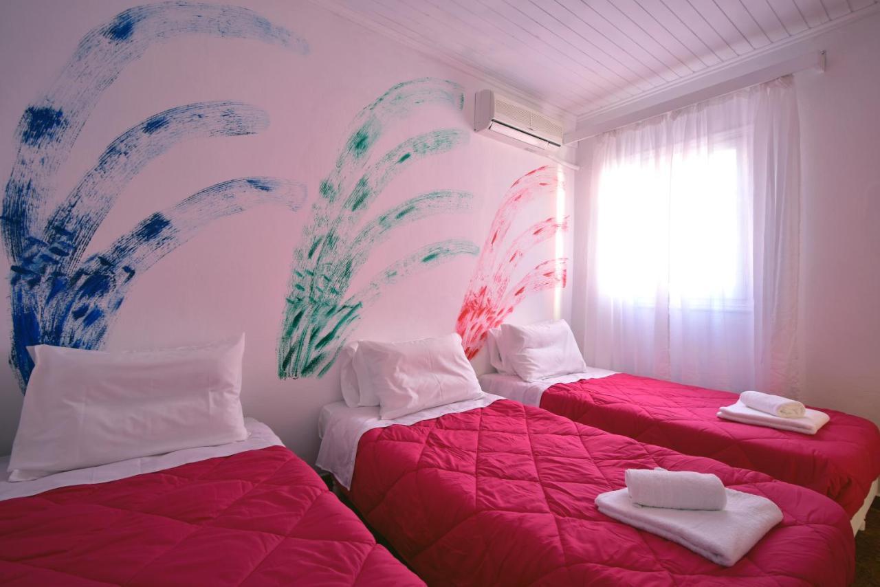 Dafnila Merlyn Rooms Into The Nature, 100M From The Beach מראה חיצוני תמונה