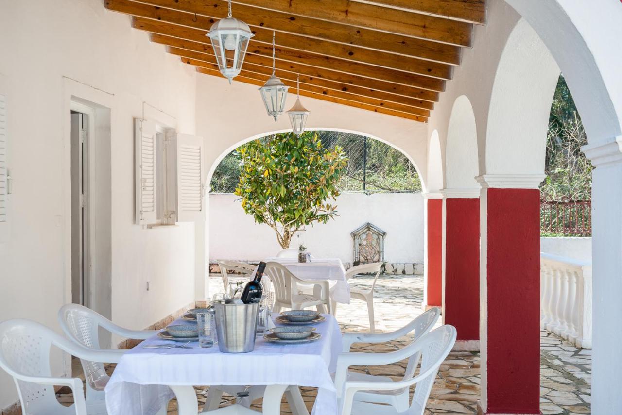 Dafnila Merlyn Rooms Into The Nature, 100M From The Beach מראה חיצוני תמונה