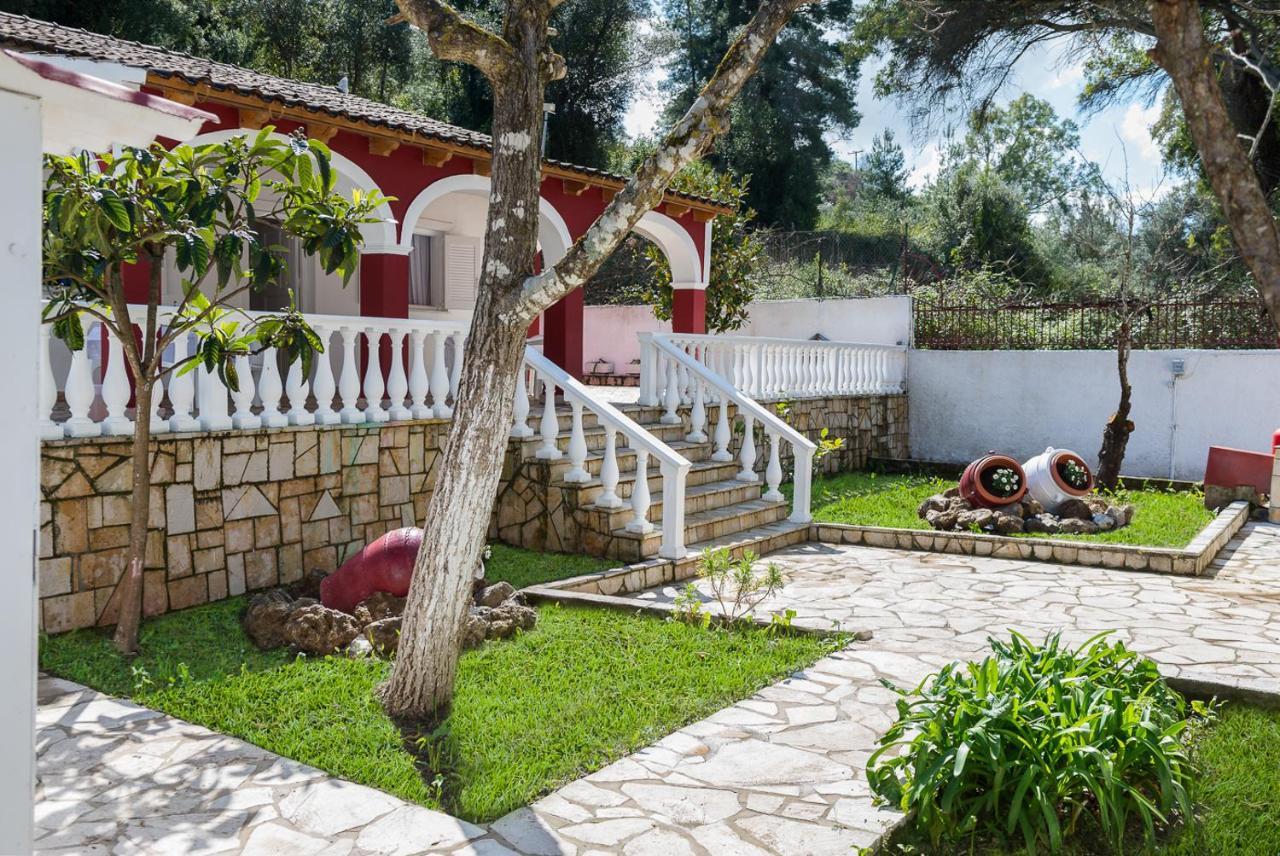 Dafnila Merlyn Rooms Into The Nature, 100M From The Beach מראה חיצוני תמונה