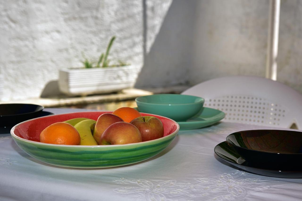 Dafnila Merlyn Rooms Into The Nature, 100M From The Beach מראה חיצוני תמונה